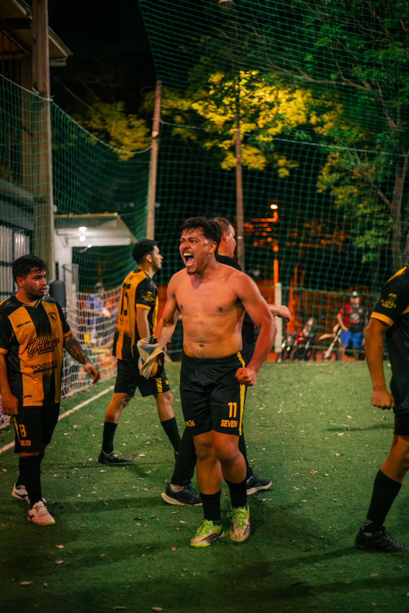Canarinhos VS Guará