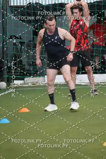 608725